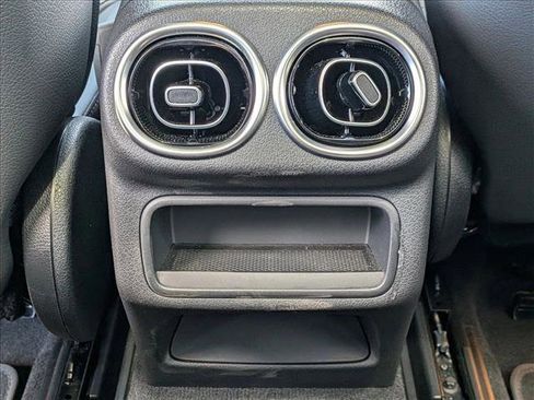 Used 2026 Mercedes-Benz GLC 300 4MATIC image 17