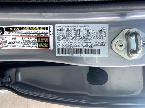Used 2024 Acura RDX SH-AWD image 37