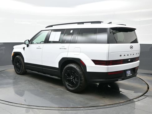 Used 2025 Hyundai Santa Fe XRT image 4