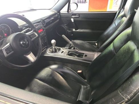 Used 2008 MAZDA MX-5 Miata Grand Touring RWD image 8