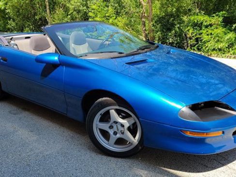 Used 1995 Chevrolet Camaro Z28 image 4