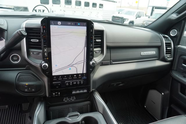 Used 2026 RAM 3500 Laramie AWD/4WD image 39