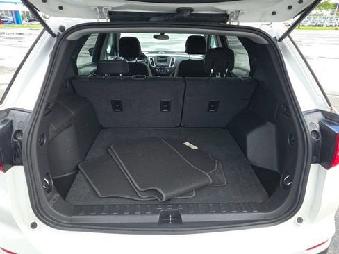 Used 2019 Chevrolet Equinox LT FWD image 17