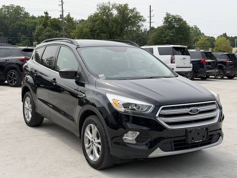 Used 2018 Ford Escape SEL AWD/4WD image 4