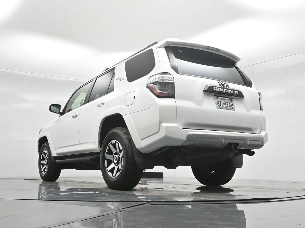 Used 2022 Toyota 4Runner TRD Off-Road Premium AWD/4WD image 50