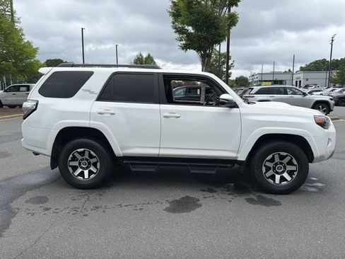 Used 2022 Toyota 4Runner TRD Off-Road Premium w/ Moonroof Package AWD/4WD image 13