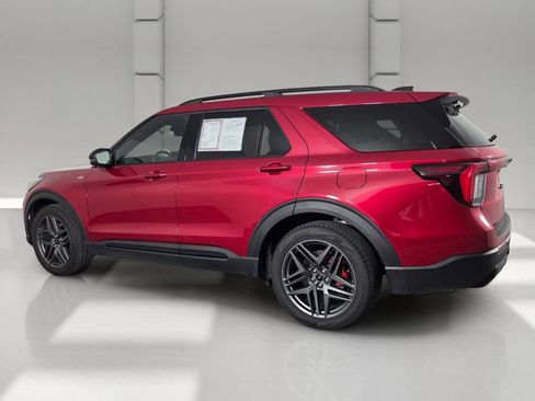 Used 2026 Ford Explorer ST-Line w/ ST-Line Street Pack RWD image 6