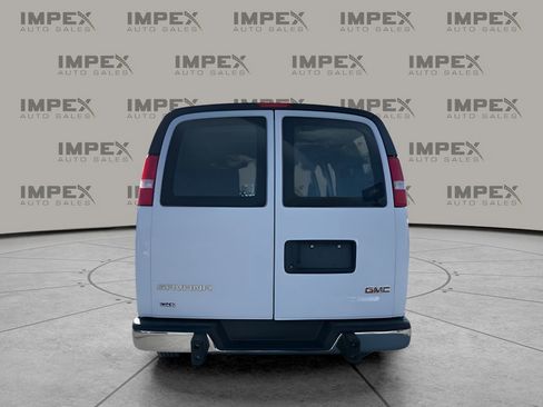 Used 2023 GMC Savana 2500 image 4