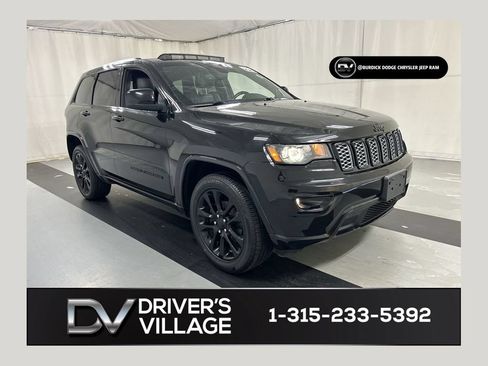 Used 2020 Jeep Grand Cherokee Altitude AWD/4WD image 1