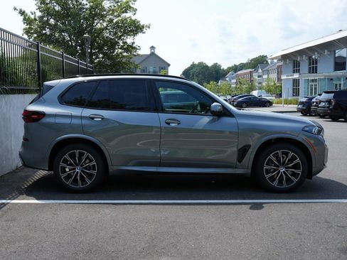 New 2026 BMW X5 xDrive40i w/ Executive Package image 14