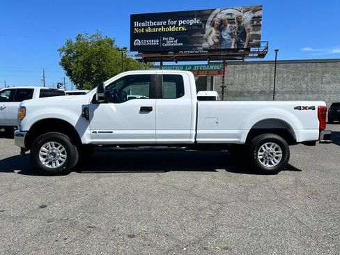 Used 2017 Ford F250 XL w/ Power Equipment Group AWD/4WD image 4