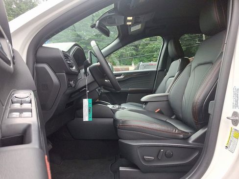 New 2025 Ford Escape ST-Line Elite w/ Premium Technology Package AWD/4WD image 6