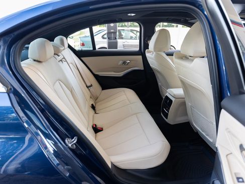 Used 2021 BMW 330i xDrive Sedan w/ Convenience Package image 24
