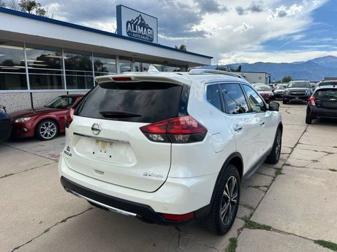 Used 2019 Nissan Rogue SV w/ Premium Package AWD/4WD image 7