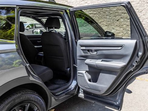 Used 2023 Honda CR-V Sport image 17