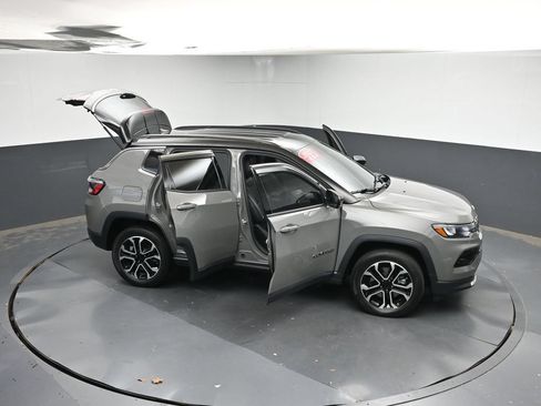 Used 2023 Jeep Compass Limited AWD/4WD image 41