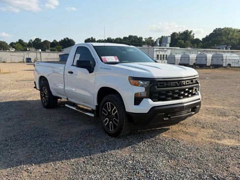 Used 2025 Chevrolet Silverado 1500 W/T w/ Trailering Package AWD/4WD image 8