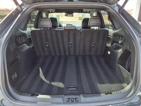 Used 2021 Ford Edge ST-Line image 21