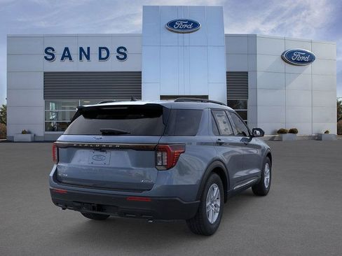 New 2025 Ford Explorer Active image 8