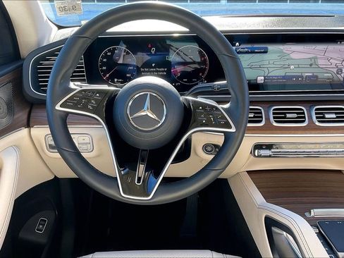 Used 2026 Mercedes-Benz GLE 350 4MATIC image 5