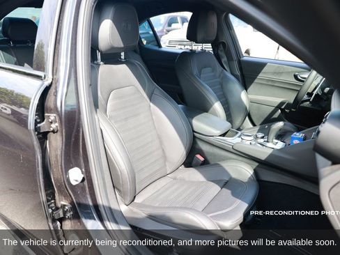 Used 2023 Alfa Romeo Giulia Quadrifoglio w/ Active Assist Plus Package RWD image 15