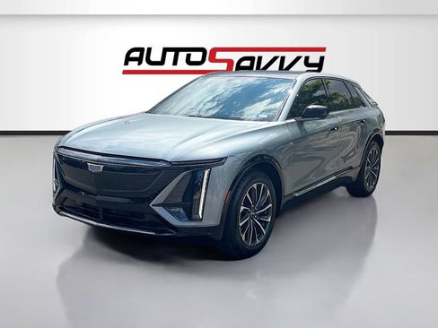 Used 2025 Cadillac Lyriq Sport w/ LPO, Floor Liner Package AWD/4WD image 3