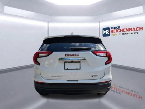 Used 2023 GMC Terrain SLE FWD image 5