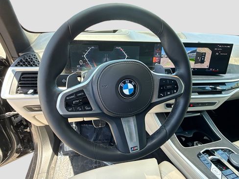 Used 2024 BMW X5 xDrive40i w/ M Sport Package AWD/4WD image 41