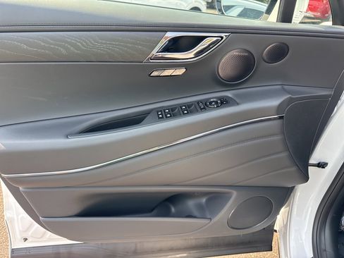 New 2026 Genesis GV80 3.5T Prestige image 16