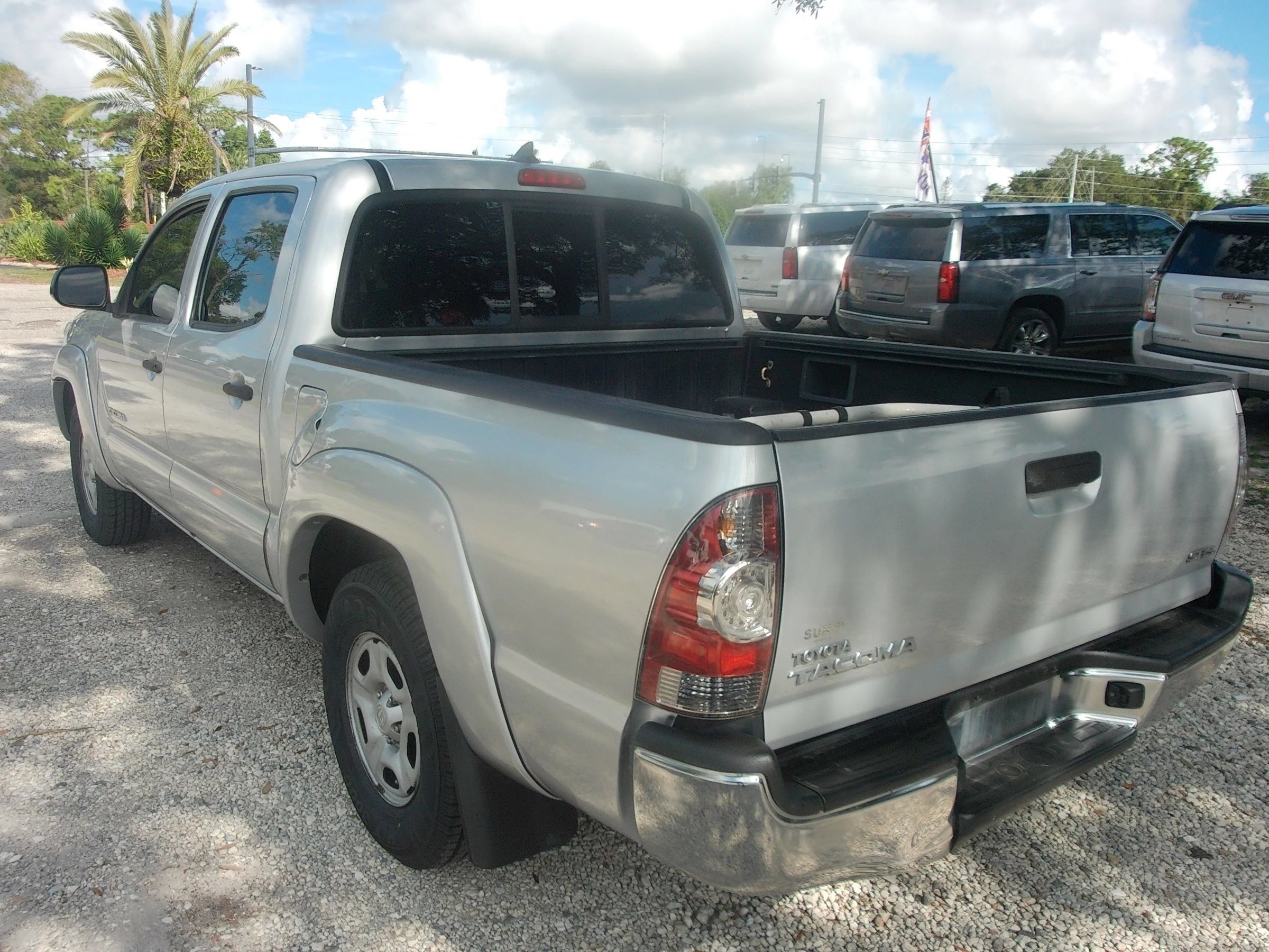 Used 2012 Toyota Tacoma 2WD Double Cab w/ SR5 Pkg image 7