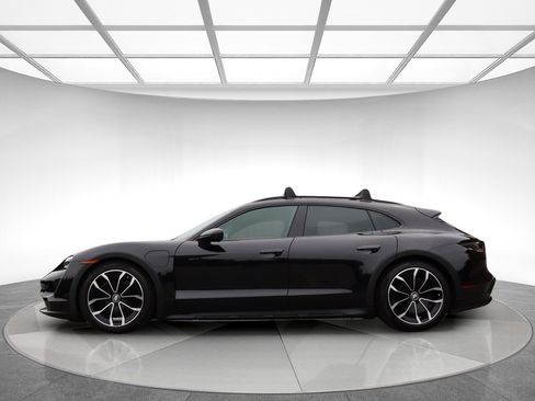 Used 2023 Porsche Taycan 4 Cross Turismo w/ Sport Chrono Package AWD/4WD image 4