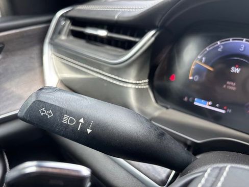 Used 2022 Jeep Grand Cherokee L Overland w/ Luxury Tech Group IV image 60