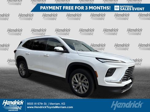 Used 2025 Buick Enclave Preferred AWD/4WD image 1