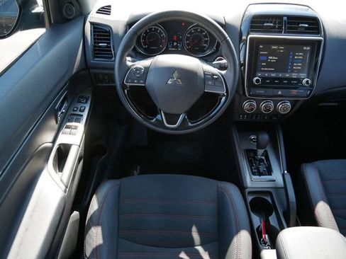 Used 2023 Mitsubishi Outlander Sport SE AWD/4WD image 12