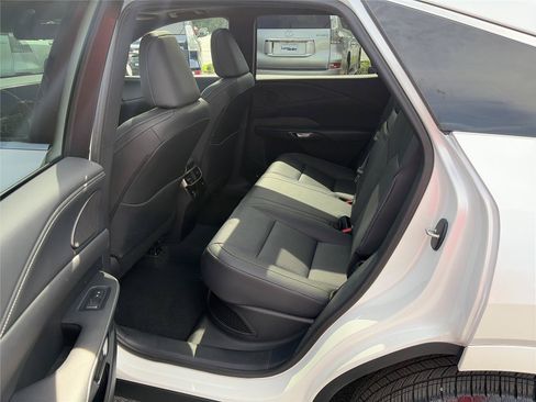 Used 2025 Lexus RX 350 AWD/4WD image 12
