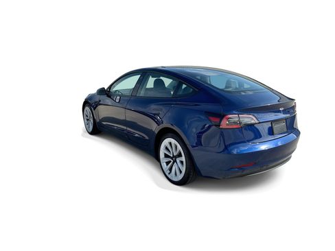 Certified 2023 Tesla Model 3 Standard Range RWD image 4