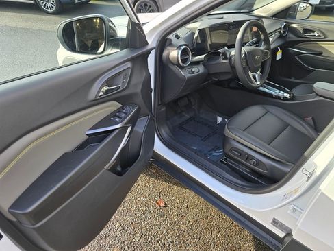 New 2026 Chevrolet Trax ACTIV image 21