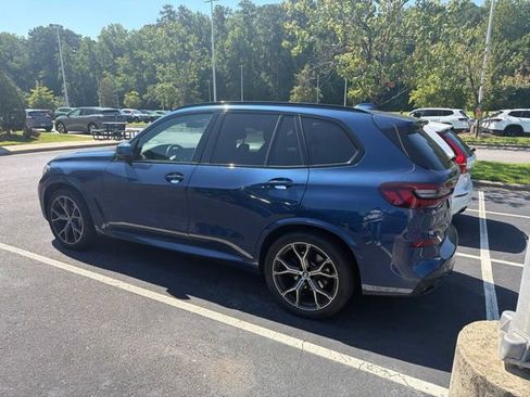 Used 2021 BMW X5 xDrive40i w/ M Sport Package AWD/4WD image 7