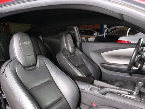 Used 2010 Chevrolet Camaro SS RWD image 33