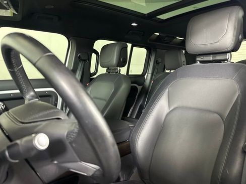 Certified 2024 Land Rover Defender 110 X-Dynamic SE image 5