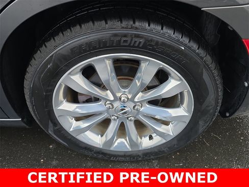 Certified 2019 Chrysler 300 Limited image 34