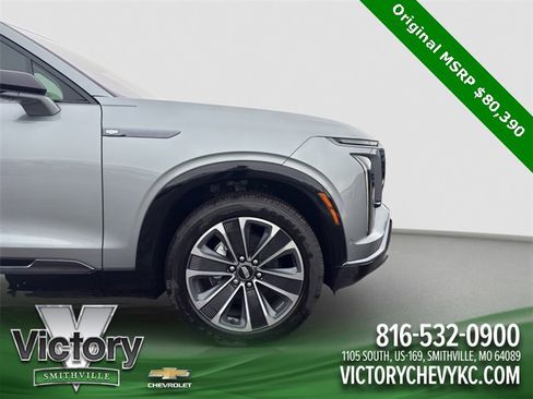 Used 2026 Cadillac Vistiq Sport image 21