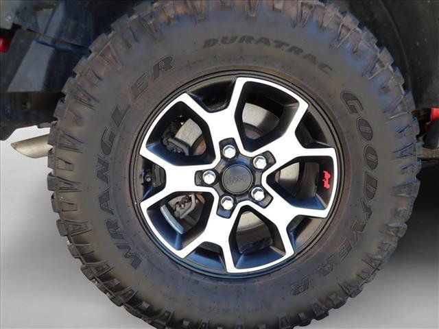 Used 2018 Jeep Wrangler Rubicon AWD/4WD image 7