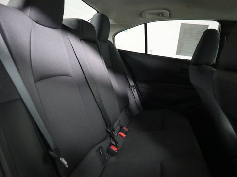 Used 2025 Toyota Corolla LE FWD image 21