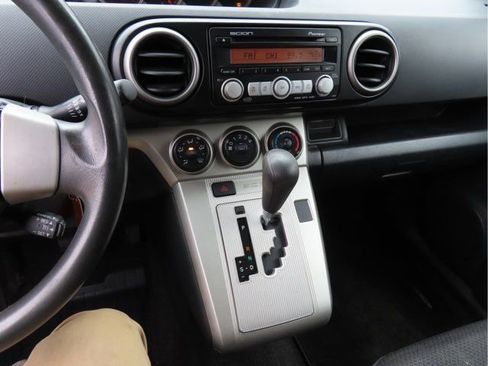 Used 2009 Scion xB image 20