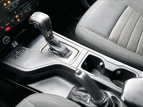 Certified 2019 Ford Ranger XLT w/ Equipment Group 302A Luxury image 16