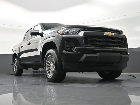 Used 2023 Chevrolet Colorado LT w/ LT Convenience Package RWD image 29