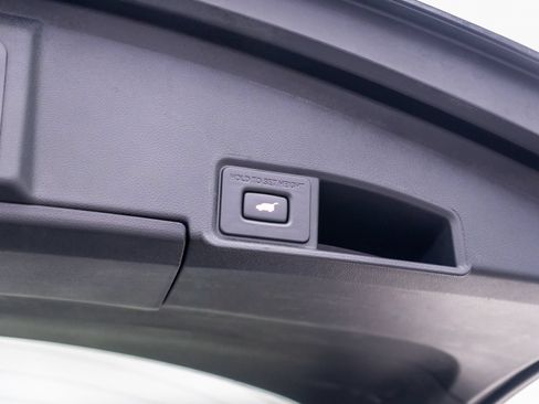 Used 2024 Acura RDX SH-AWD image 33