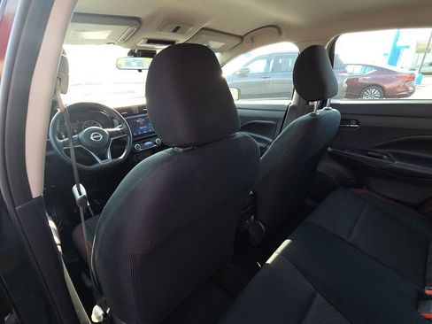 Used 2024 Nissan Versa SR image 27