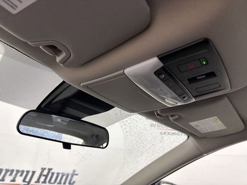 Used 2023 Nissan Altima 2.5 SV w/ SV Premium Package image 20